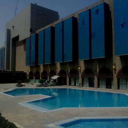 Basra International Hotel Exterior photo